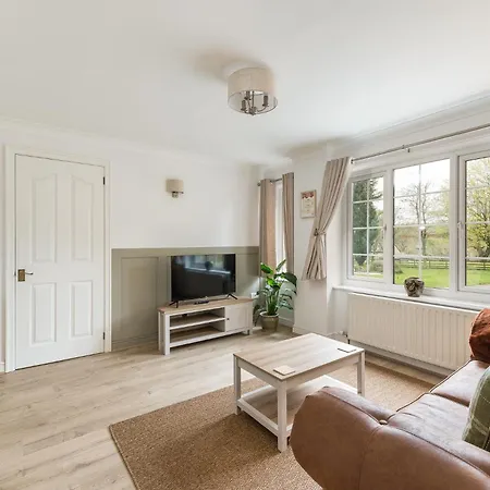 Central Malham Wellbeing Escape Hot Tub & Studio Exterior photo